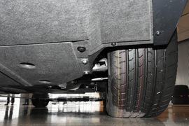 2020款蔚来ES8 580KM 签名版 六座版