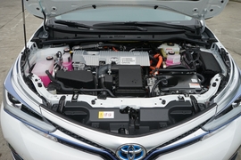 2019款丰田卡罗拉双擎E+ 1.8L E-CVT领先版