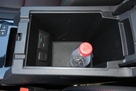 2020款雪佛兰开拓者 RS 650T Twin-Clutch四驱7座擎版