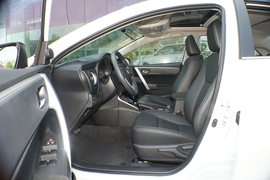 2020款丰田卡罗拉双擎E+ 1.8L E-CVT 舒适版