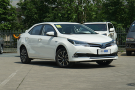 2020款丰田卡罗拉双擎E+ 1.8L E-CVT 舒适版
