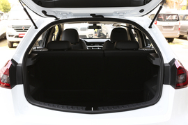 2020款吉利远景X3 1.5L CVT尊贵型