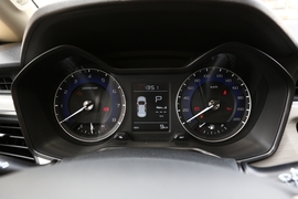 2020款吉利远景X3 1.5L CVT尊贵型