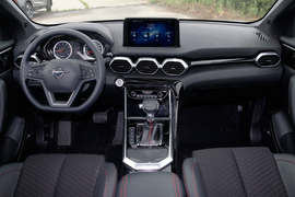 2020款海马8S 1.6TGDI 自动精英型