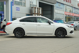 2020款 斯巴鲁力狮 2.5i 荣耀限量版 EyeSight