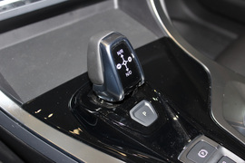 2020款领克01 2.0T 两驱纯Pro版 国VI