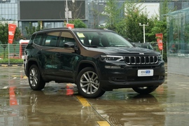 2020款 Jeep大指挥官 2.0T 两驱领先版
