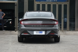 正后