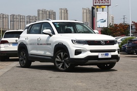 2019款长安CS35 PLUS  1.4T DCT酷联蓝鲸版