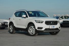 2021款沃尔沃XC40 T3 两驱智行时尚版