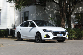 2020款荣威i6 MAX 300TGI 自动爽酷天幕智驾
