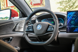 2020款 比亚迪汉 EV 超长续航版尊贵型