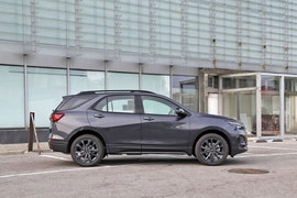 2021款雪佛兰探界者 Redline 550T 自动四驱RS
