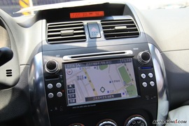 2009款长安铃木天语SX4手动档试驾