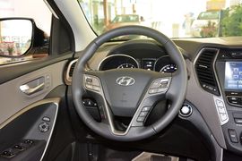 2013款现代格锐3.0L手自一体旗舰版6座