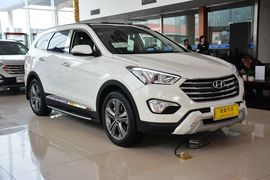 2013款现代格锐3.0L手自一体旗舰版6座