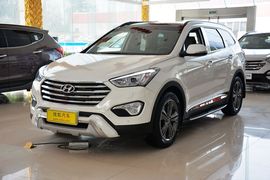 2013款现代格锐3.0L手自一体旗舰版6座