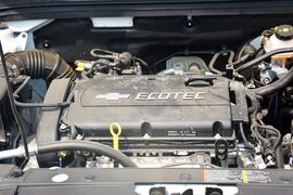2013款雪佛兰科鲁兹1.6L SL MT