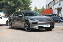 2020款小鹏 P7 后驱超长续航智尊版