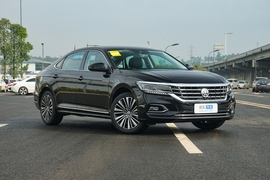 2020款大众帕萨特 改款 330TSI 尊贵版 国VI