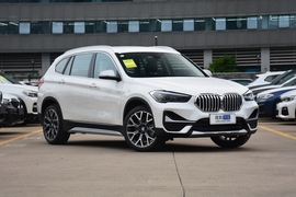 2021款 宝马X1 xDrive25Li 尊享型