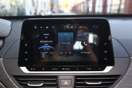 2021款 日产天籁 2.0T XL 智进版