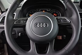 2013款奥迪Q3 35 TFSI舒适型