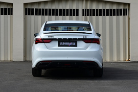 2021款吉利缤瑞F-type运动版