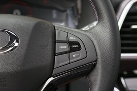 2021款 东风本田 M-NV 尚逸版