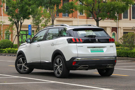 2020款东风标致4008 PHEV三擎豪华版