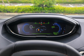2020款东风标致4008 PHEV三擎豪华版