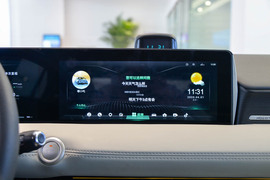 2020款哪吒U 520