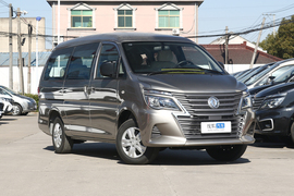 2021款 东风风行菱智 M5L 2.0L 手动基本型 7座