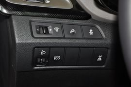 2013款现代胜达3.0L自动舒适导航四驱 京V