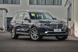 2021款宝马X7 xDrive40i 尊享型豪华套装