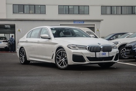 2021款宝马535Le 先锋版M运动套装