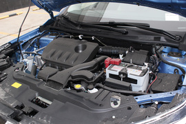 2021款启辰D60 PLUS 1.6L XV CVT智领版