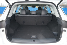 2021款 荣威RX5 MAX Supreme系列 300TGI 自动智能座舱尊荣版