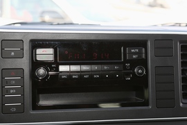 2021款 上汽MAXUS V80 2.0T PLUS AMT城市版短轴超低顶7／8／9座