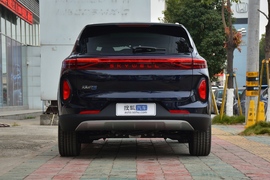 正后