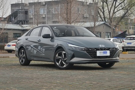 2021款现代伊兰特 1.5L CVT TOP旗舰版