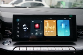 2021款全新名爵5 300TGI DCT青奢风潮版