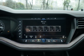 2021款 大众途锐 3.0TSI 锐享版 曜黑运动套装