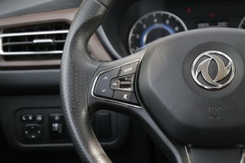 2021款风光S560 1.5T CVT精英型