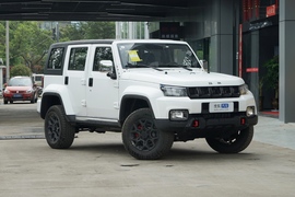 2021款 北京BJ40 2.0D 自动四驱刀锋英雄版先锋型