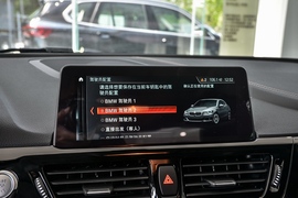 2021款宝马1系 改款 120i M运动曜夜版