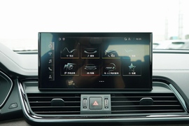 2021款奥迪Q5L 45TFSI甄选动感型