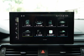 2020款奥迪A4L 40TFSI豪华动感型