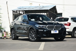 2021款宝马X6 xDrive40i M运动套装