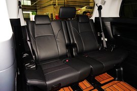 2021款丰田 皇冠 威尔法 双擎 2.5L HV豪华版